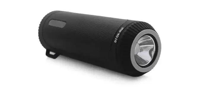 good Speaker with flashlight
